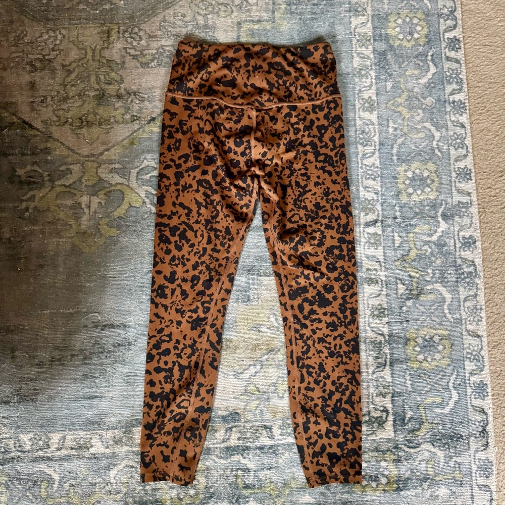 Varley Women’s Leopard Print Leggings Sz Medium